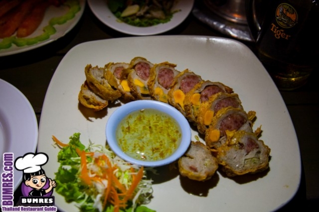 ร้านอาหารไทย Hot chilli