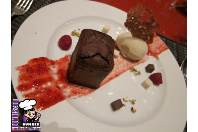 ร้านอาหารโรแมนติก Daja vu