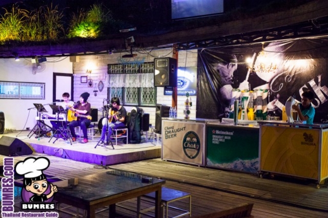 ร้านอาหารไทย คลอโรฟิลล์