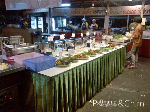 ร้านอาหารกรุงเทพ เดอะซีซั่น