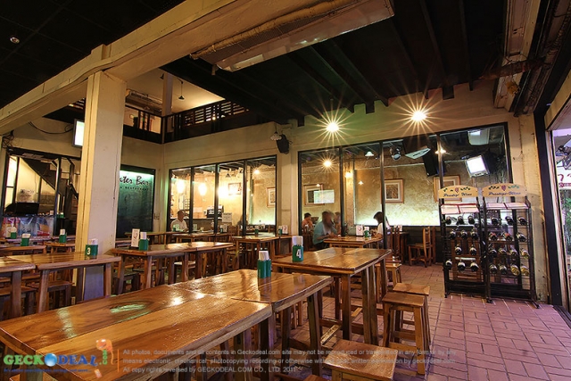 ร้านอาหารไทย Water Bar